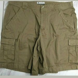 Columbia Brown Cargo Shorts 